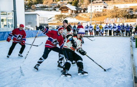 European_Pond_Hockey_Championship_1