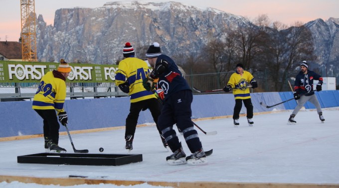 European_Pond_Hockey_Championship_Ritten_Renon_2