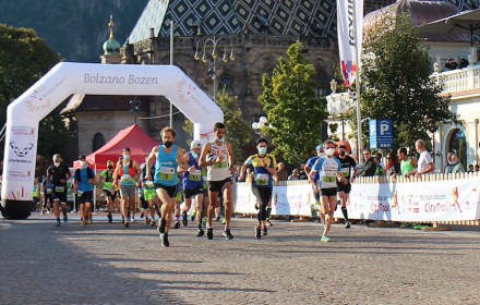 Dibiasi_Petra_BIB_44_BZ_City_Trail_Credits_hkMedia